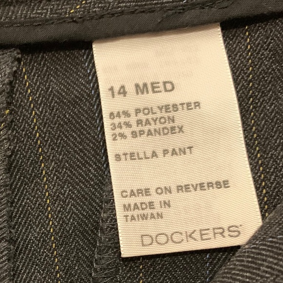 Patterned Dockers - Picture 5 of 5